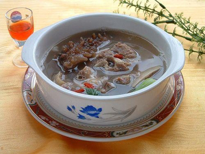 羊肉禁忌 11种食物与羊肉同食伤身体(3)(点击浏览下一张趣图)