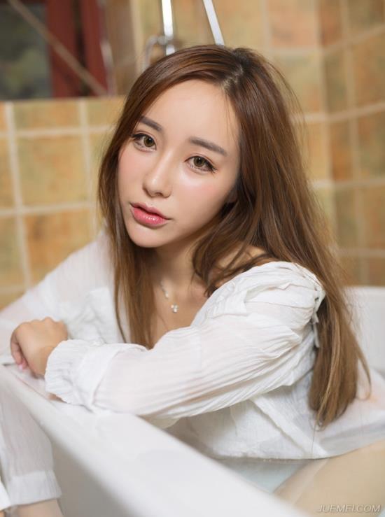 老公当我面吃他妈的奶：老公每晚搞的我受不了(点击浏览下一张趣图)