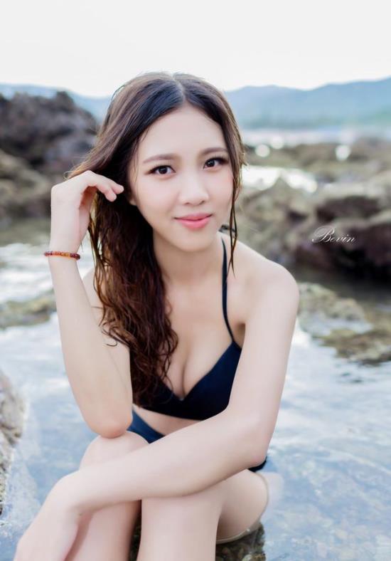 陆见宁人体巨乳写真：人体写生速写图片(4)(点击浏览下一张趣图)
