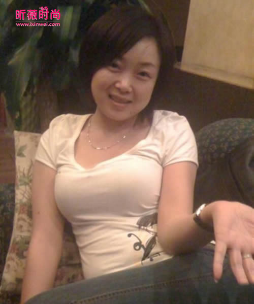上门服务美女图片：租女友价格表和照片(2)(点击浏览下一张趣图)