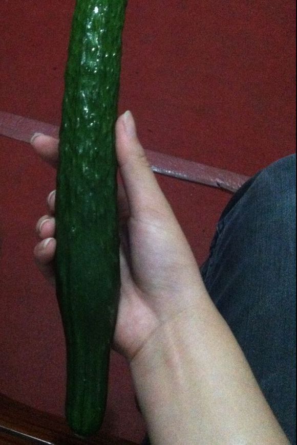 女生洗澡80%会自慰：女孩怎样自慰,详细点 女的拿什么来自慰(2)(点击浏览下一张趣图)