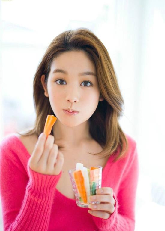 亚洲俞怕少妇图片区15P：亚洲俞怕图片区15P(4)(点击浏览下一张趣图)