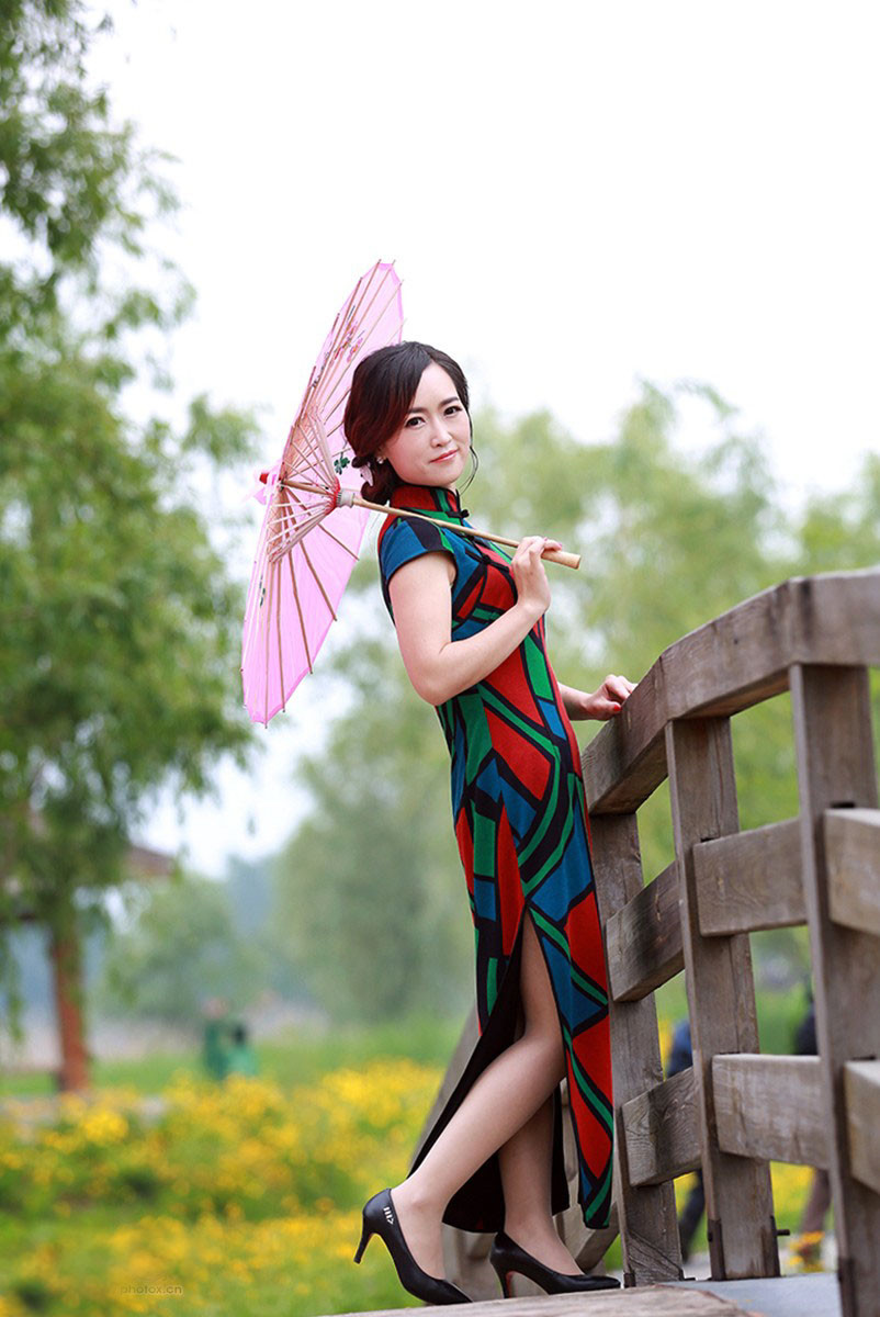 与大龄丰满女照片：丰满5060女 丰满纪女(2)(点击浏览下一张趣图)