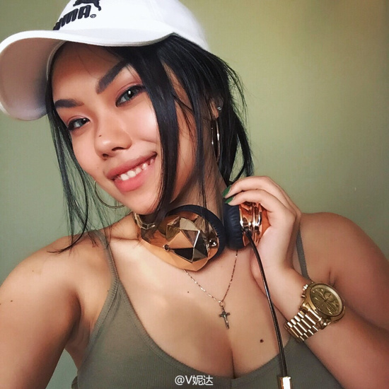 中国新声音万妮达图片 万妮达内裤图片(4)(点击浏览下一张趣图)