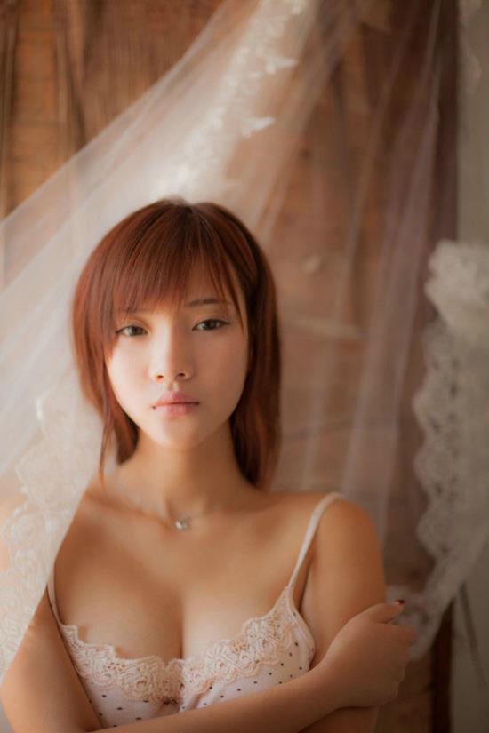 37tp美女人体裸体艺术：37tp人体每天3qitp.com(3)(点击浏览下一张趣图)