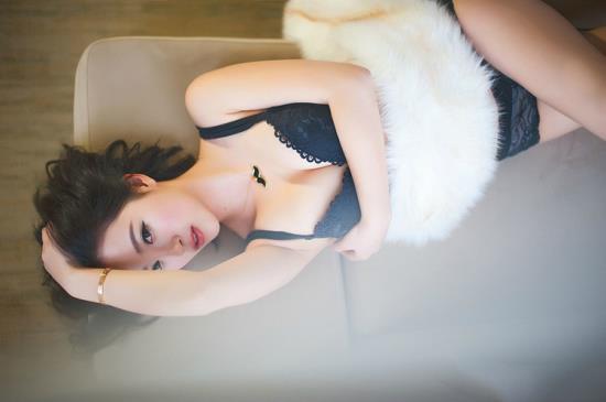粉鲍鱼被内射14p：少女鲍鱼人体图(点击浏览下一张趣图)