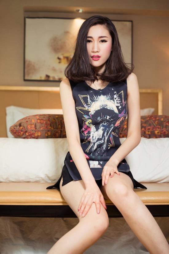 裸体美女敞开：O0后裸体美女 裸体美女zp(点击浏览下一张趣图)