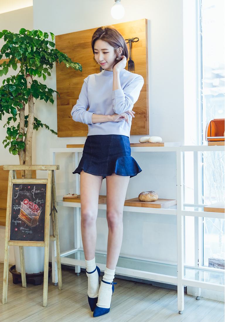 日本美女校花图片：日本美女内裤秀诱(5)(点击浏览下一张趣图)