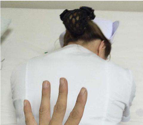 护士门分享mp4：南宁护士门3部视频 南宁护士门3部种子(4)(点击浏览下一张趣图)
