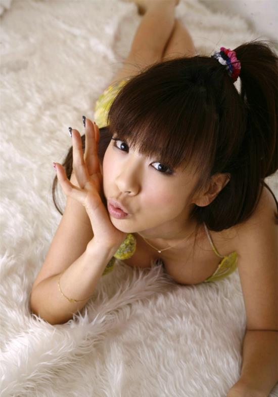 一私不挂裸体美女图片：裸体全身一件美女图片(3)(点击浏览下一张趣图)