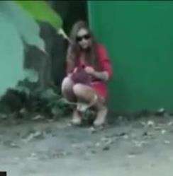 喝女人的尿会怎么样呢 图解：喝小姐尿的圣水(2)(点击浏览下一张趣图)