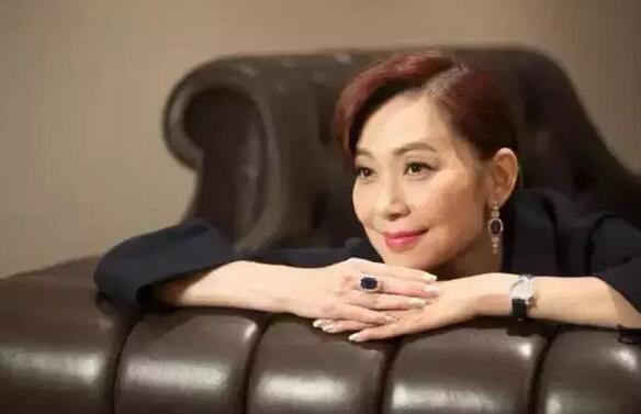 女人就该够本的活着，女人应该高傲的活着，女人怎样精致的活着(点击浏览下一张趣图)