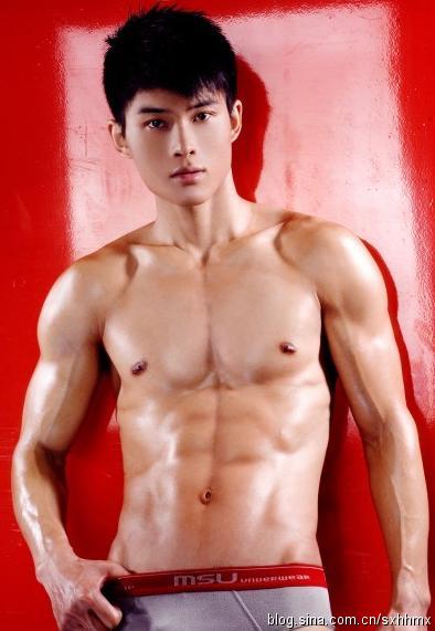 粗的男生丁丁图片大全：明星丁丁图片(不遮挡)(点击浏览下一张趣图)