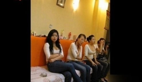美女用人奶喂袁世凯：袁世凯吃奶电视剧(4)(点击浏览下一张趣图)