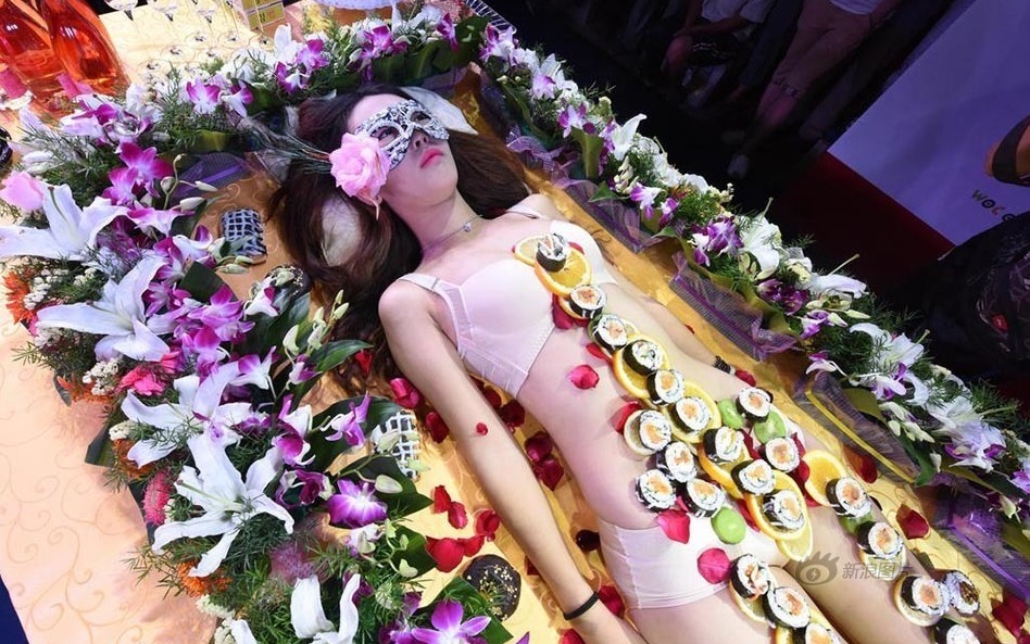 深圳东莞奶妈图片：奶妈最新图片 来吧微信号奶妈(2)(点击浏览下一张趣图)