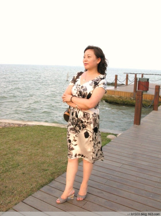 狂恋美和熟超市老板娘：熟女露臉自拍[10P](2)(点击浏览下一张趣图)