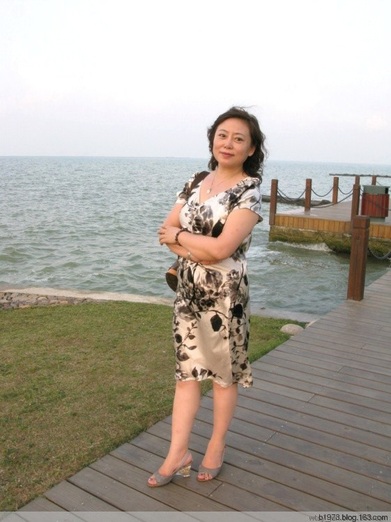 狂恋美和熟超市老板娘：熟女露臉自拍[10P](3)(点击浏览下一张趣图)