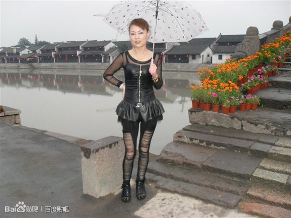 小蜗牛熟女最新采集图：50熟女控图片采集百度(点击浏览下一张趣图)