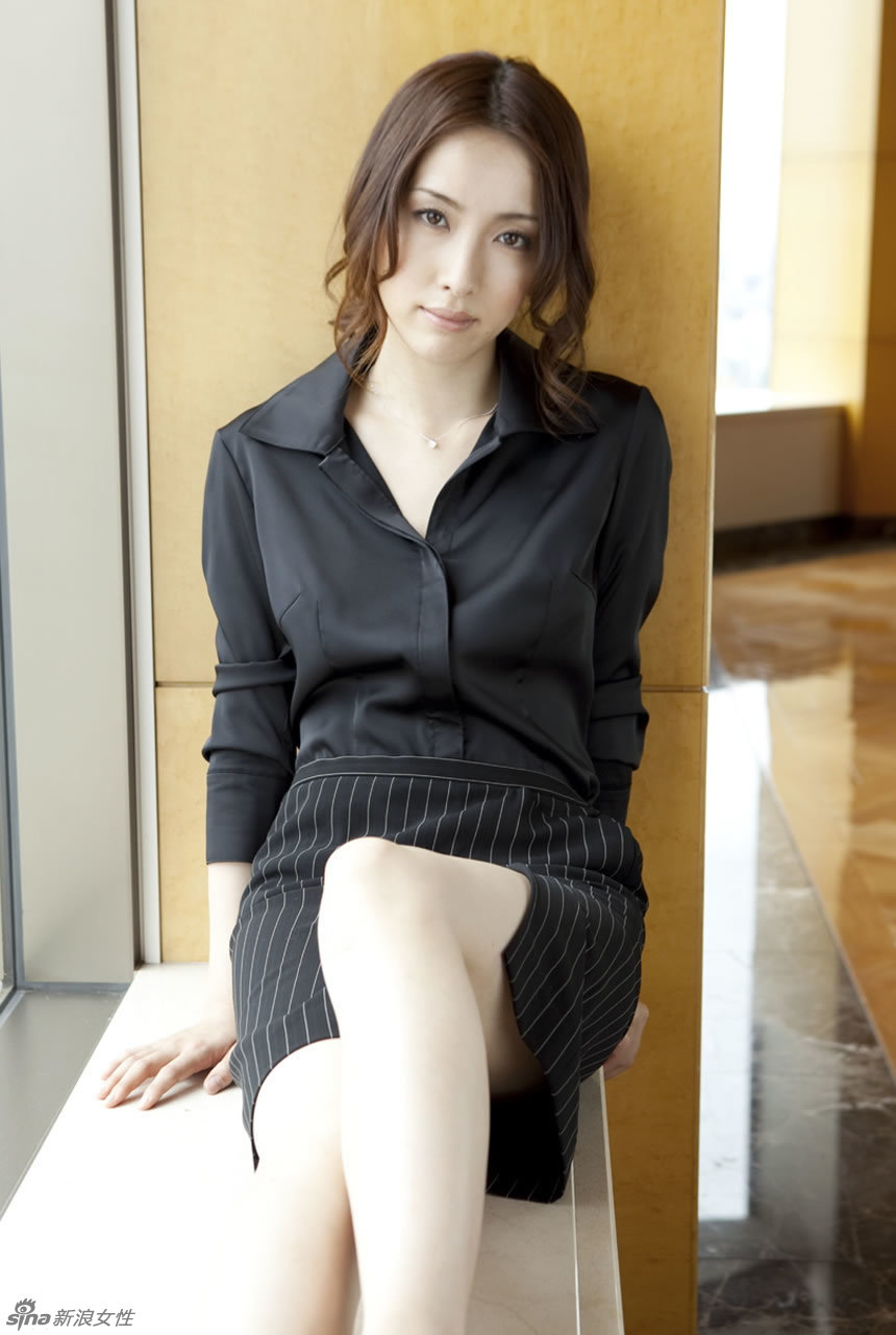 昨晚拿下的离婚熟女：高龄熟女50P 中国老熟女27P(点击浏览下一张趣图)
