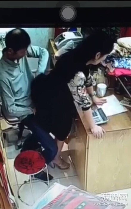 风流女领导和他的司机：风流女"县长图 和女领导的风流故事(2)(点击浏览下一张趣图)