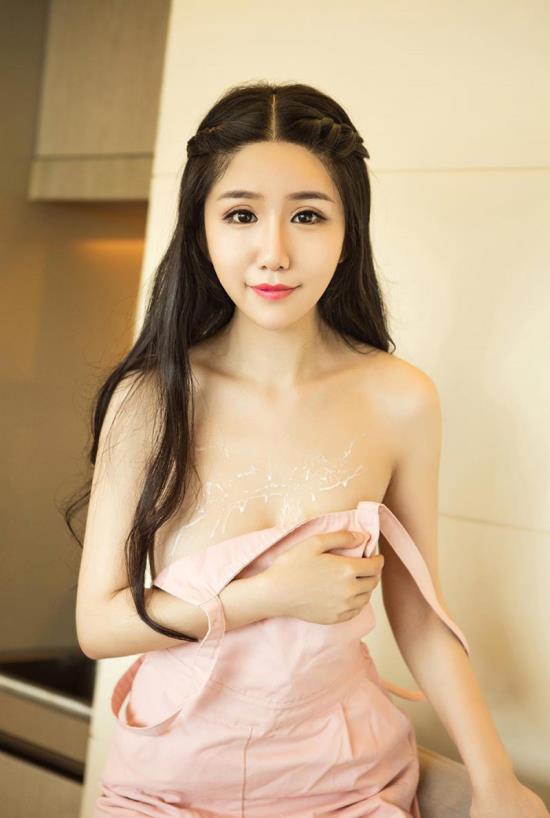 裸体女尸孕妇图片：最美孕妇照片欣赏(4)(点击浏览下一张趣图)