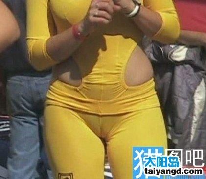 粉嫩美女极品鲍豫天网：极品美人鲍图(3)(点击浏览下一张趣图)