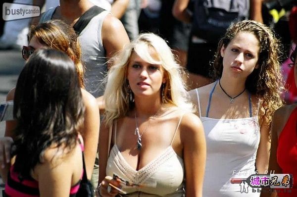 俄罗斯巨乳美女16PMM写真：俄罗斯美女火辣撩人巨乳(4)(点击浏览下一张趣图)