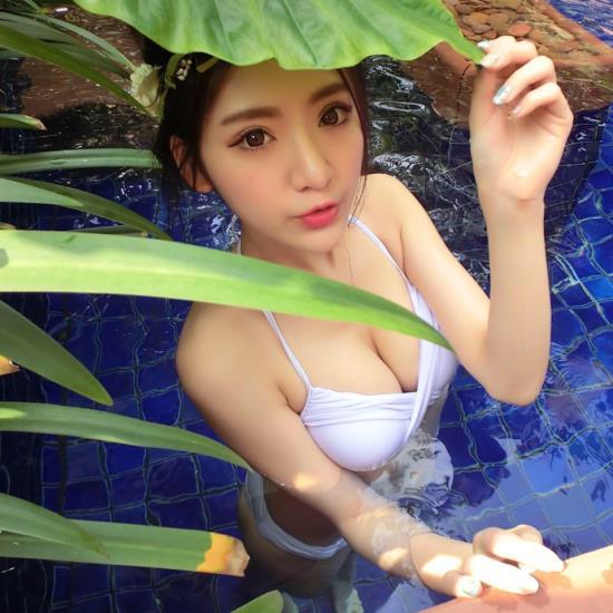 最美女人生殖器图片。：女性自慰时的图片(2)(点击浏览下一张趣图)