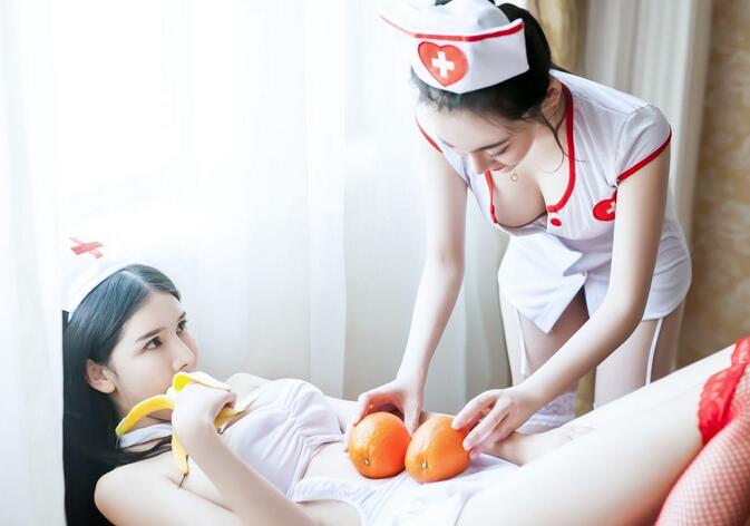 李丽莎顾欣怡世界杯54p：李丽莎顾欣怡露欧洲杯(点击浏览下一张趣图)