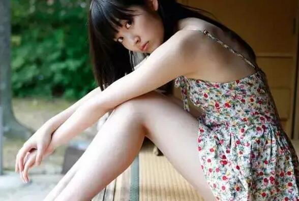女生私处两边发红发痒，私处发痒怎么解决(点击浏览下一张趣图)