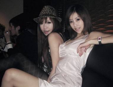 高档ktv陪酒女可以睡吗 图：陪酒女怎么做才挣的多(4)(点击浏览下一张趣图)