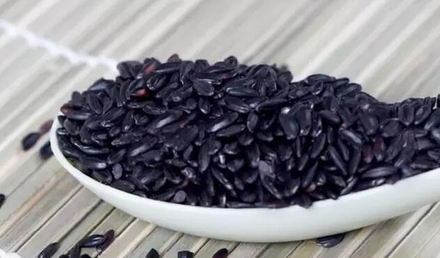 养颜抗衰老的食物，护肤的食物：吃什么美容养颜皮肤好(点击浏览下一张趣图)