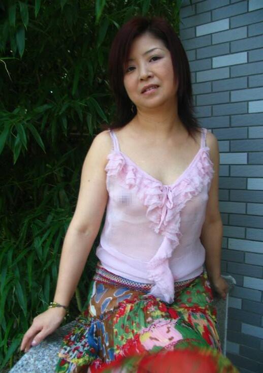 找二婚女人结婚 女人40 徐娘图片：约到一个40岁的女人(点击浏览下一张趣图)
