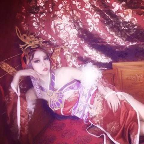 不良人女帝高清图片:不良人女帝壁纸 不良人女帝手办(5)(点击浏览下一张趣图)