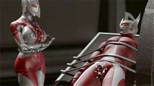 女奥特曼受难很疼图片：苍月女战士8部百度云盘(3)(点击浏览下一张趣图)