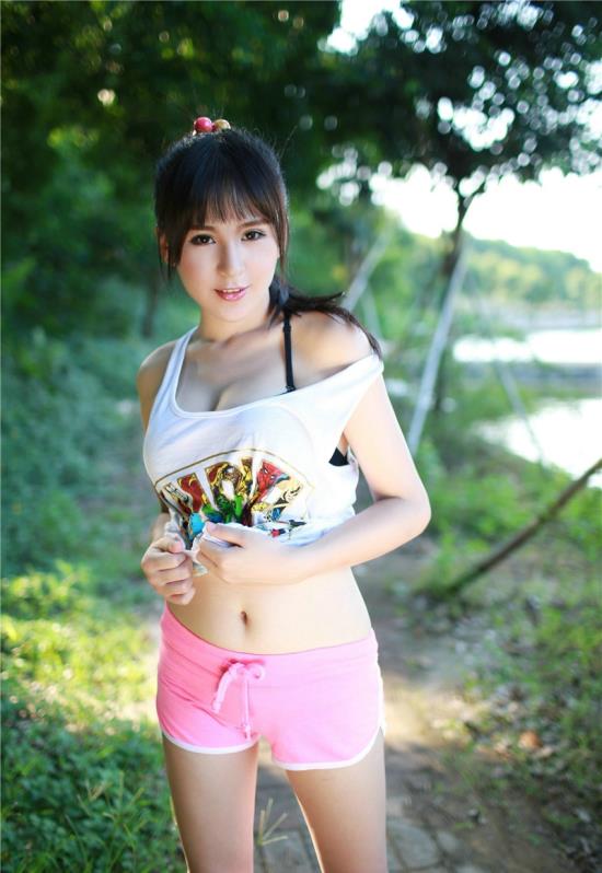 人体新模特朗玉廊：亚马逊人体(2)(点击浏览下一张趣图)