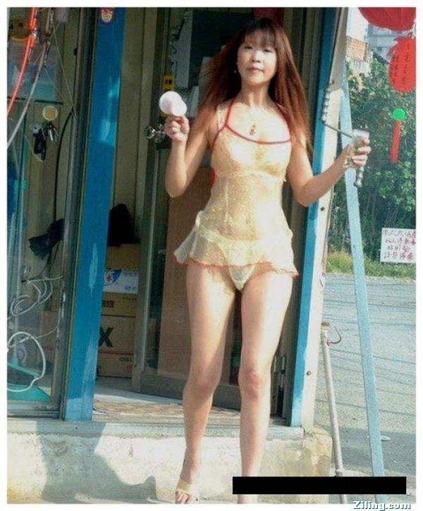 台湾路边美女：亚洲美女粉鲍展(5)(点击浏览下一张趣图)