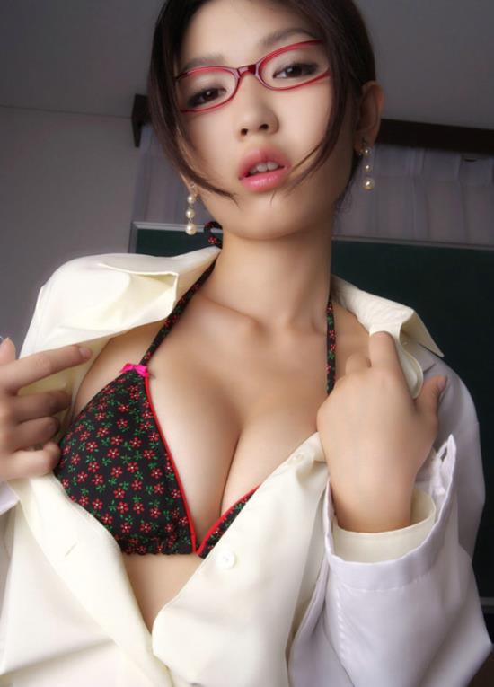 美女国模coco于子涵：于子涵2016.05.04 424p coco于子涵2016.05.04(点击浏览下一张趣图)