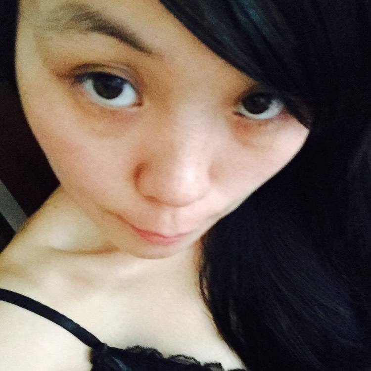 宝妈涨奶湿到衣服有图：宝妈乳房(有图片入)(2)(点击浏览下一张趣图)