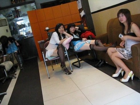 说女的荔枝是什么意思：后花园服务是什么意思(点击浏览下一张趣图)