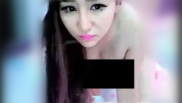 yy女主播直播娇喘视频yy女主播完整视频mp4：郭mini无码七分钟视频(4)(点击浏览下一张趣图)