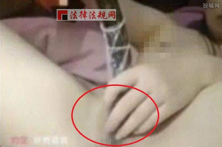 谁有黄鳝门资源完整版：黄鳝21分钟种子 黄鳝女主播自慰视频,(4)(点击浏览下一张趣图)