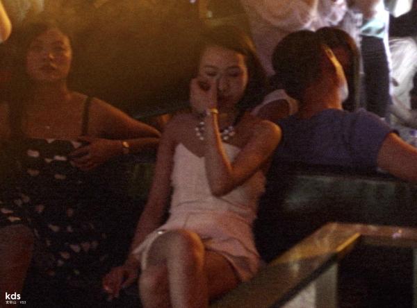 骚妇黄瑞芳 好骚好紧21p：骚妇买7骚B图(5)(点击浏览下一张趣图)
