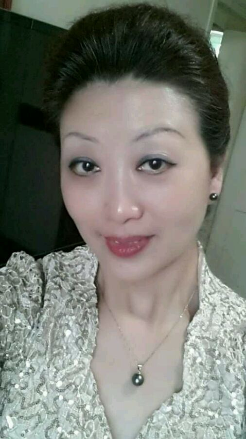 军母(完)作者不详：作者 不详邻居G奶阿姨 同学老婆(作者不详)(点击浏览下一张趣图)