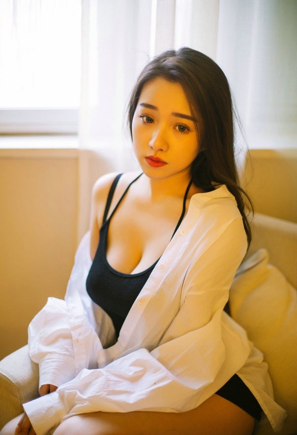 柚木yuzuki萝莉肉便器：网红柚木正脸 网红柚木无圣光官网(点击浏览下一张趣图)