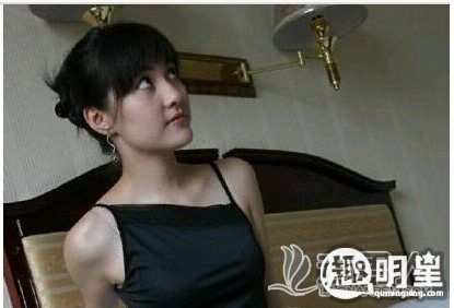 乔四爷玩24女明星：乔四睡的的女人视频东北乔四爷的女人图片(5)(点击浏览下一张趣图)