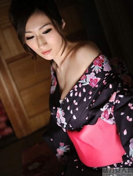 太大了,阿姨受不了：熟女 阿姨 北京 中关村(4)(点击浏览下一张趣图)