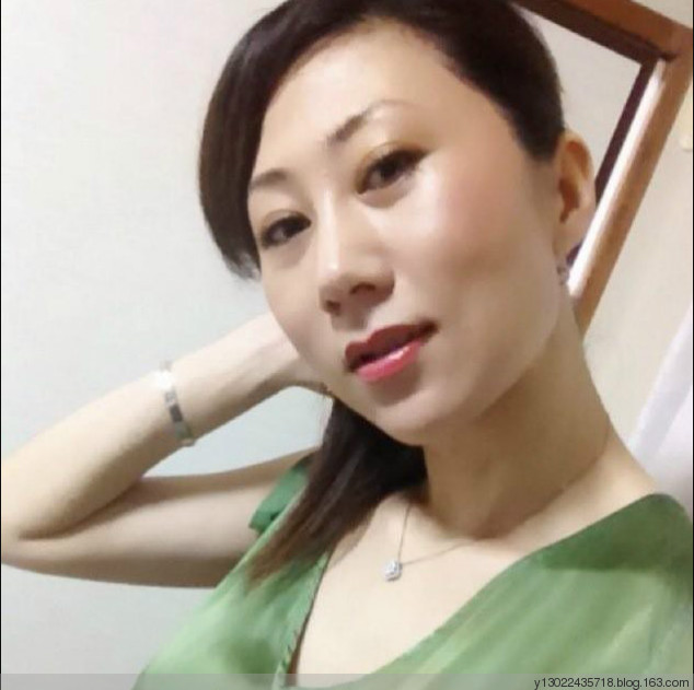 我和女楼管阿姨 我和宿管王阿姨 121：公司保洁阿姨给我吹(2)(点击浏览下一张趣图)