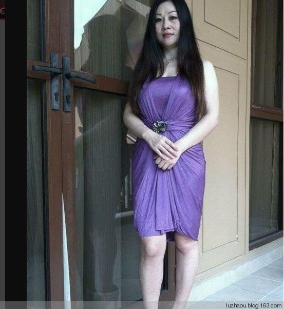 我和女楼管阿姨 我和宿管王阿姨 121：公司保洁阿姨给我吹(4)(点击浏览下一张趣图)