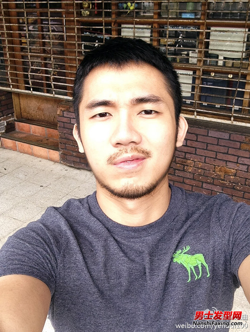 微信互看丁丁群2017：互看男生的大丁丁贴吧15男生互看丁丁(5)(点击浏览下一张趣图)